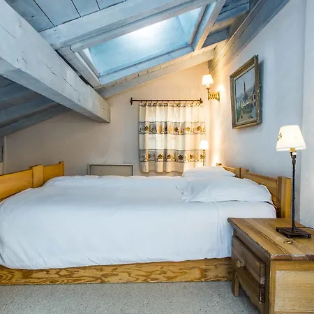Bridans Chalet