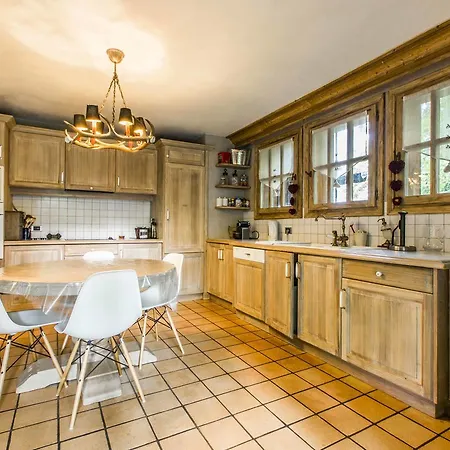 Bridans Chalet